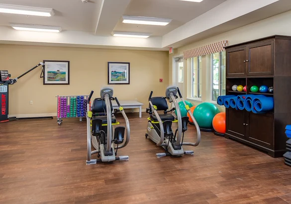 Image of Elegance at Lake Worth (8)