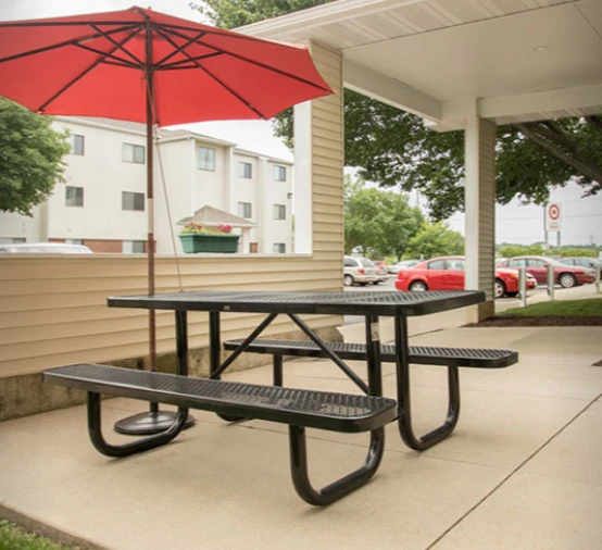 Image of Edgewood (4)