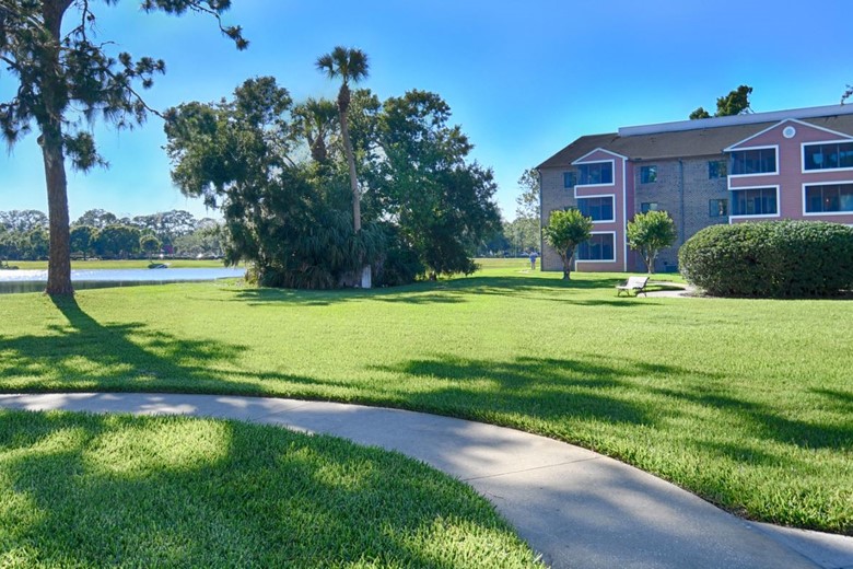 Image of CountrySide Lakes Senior Living (6)