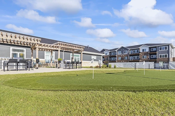 Image of Page Living at Pinnacle Hills (1)