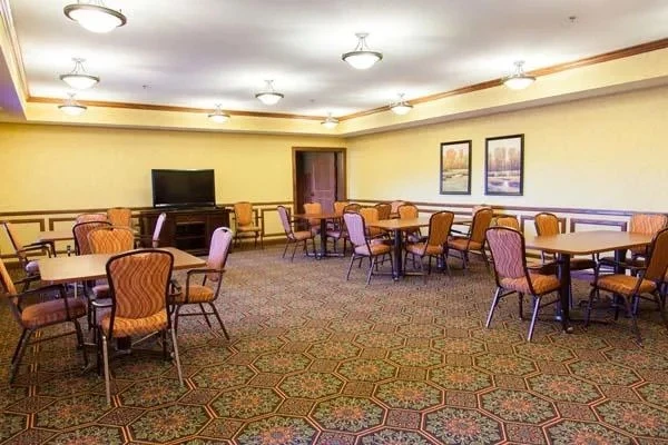 Image of Oak Park Senior Living (2)