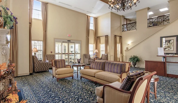 Image of Oakmont Manor (2)
