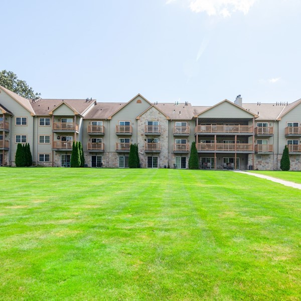 Image of Charter Senior Living of Hasmer Lake (1)