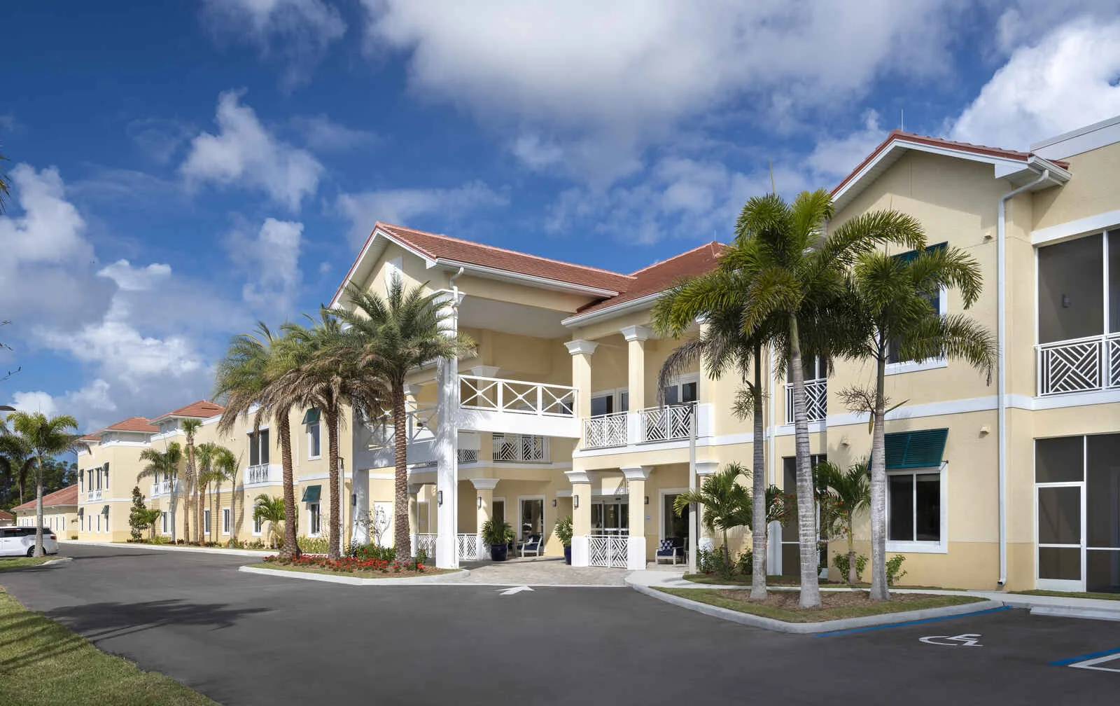 Image of The Pineapple House at Sapphire Lakes (1)