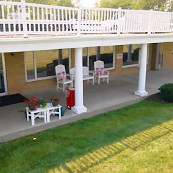 Image of Oakland Manor (3)