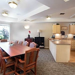 Avamere at St. Helens senior living community offering independent living, assisted living, memory care, and respite care in St. Helens, OR, private kitchen and dining room