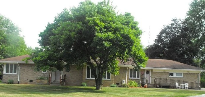 Image of Kra-Nur Manor (1)