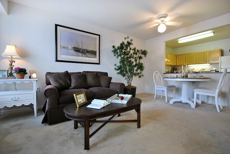 Image of Swanhaven Manor (9)