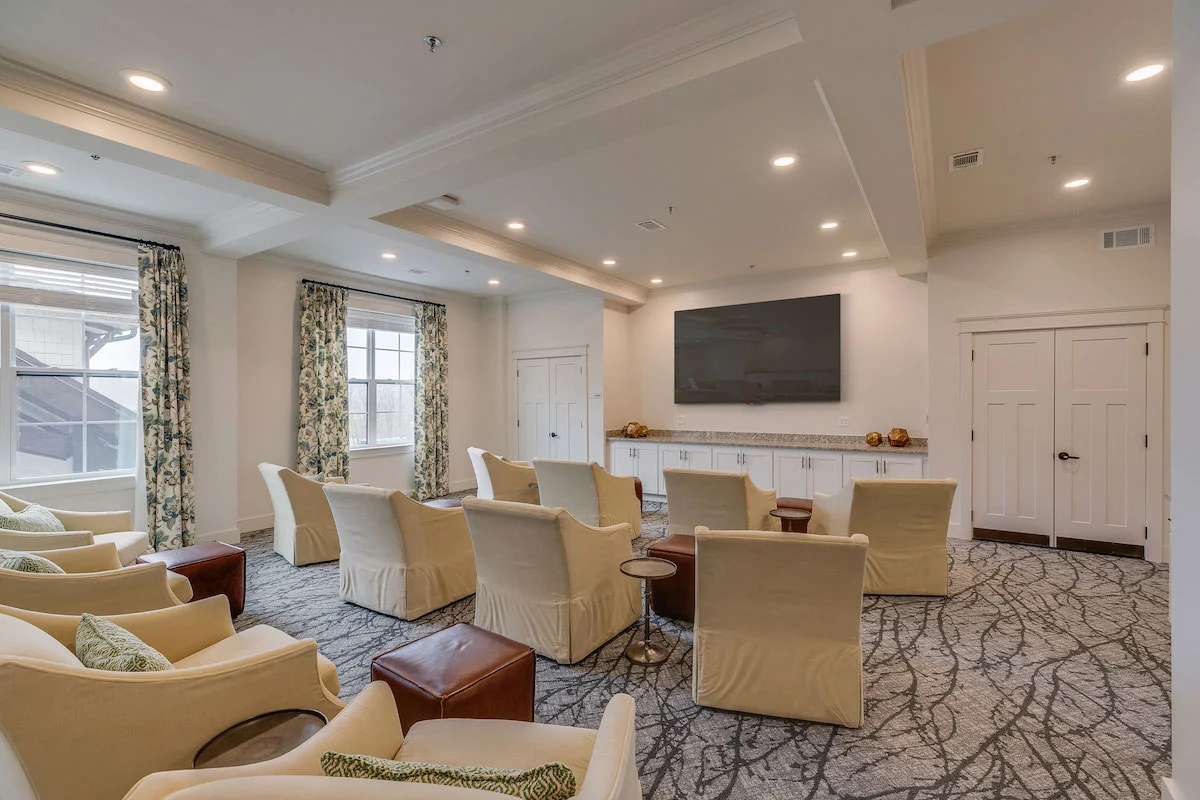 Image of Everlan of Johnson City (10)