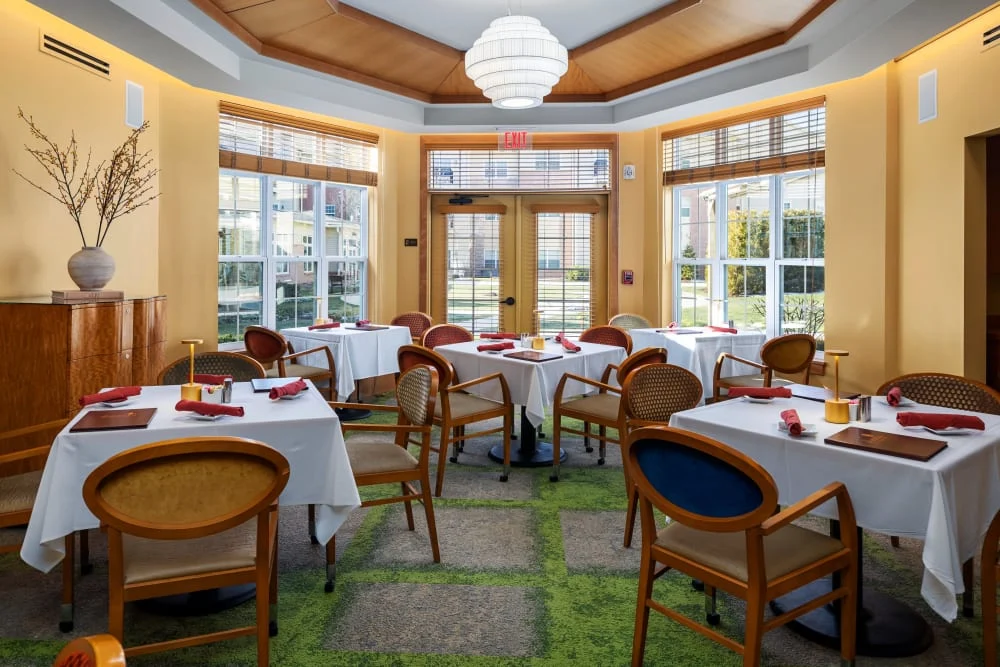 All Seasons West Bloomfield independent living in West Bloomfield, MI, dining room
