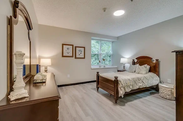 Image of Richland Square Memory Care (7)