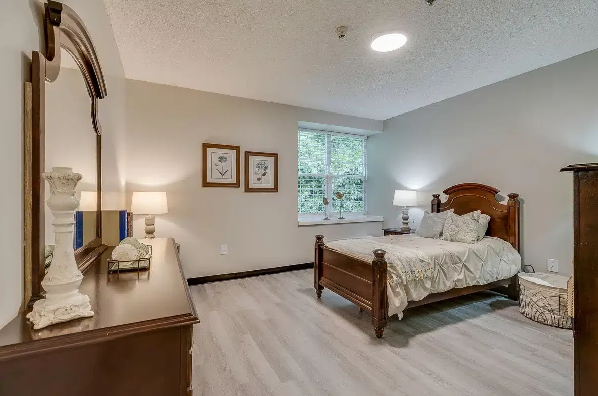 Image of Richland Square Memory Care (7)