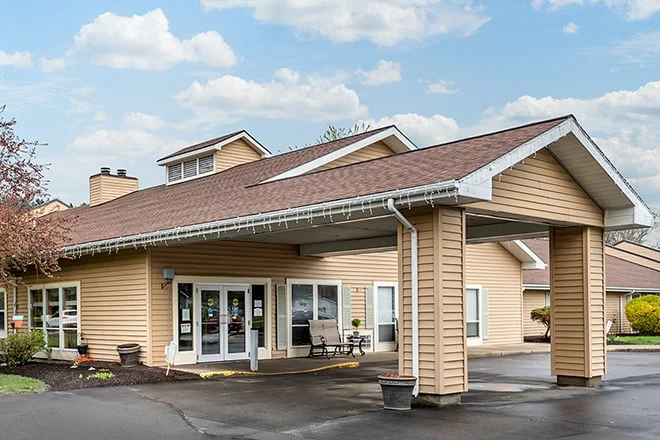 Image of Brookdale Painted Post (1)