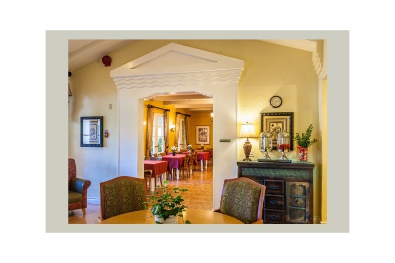 Image of Foothill Retirement (5)