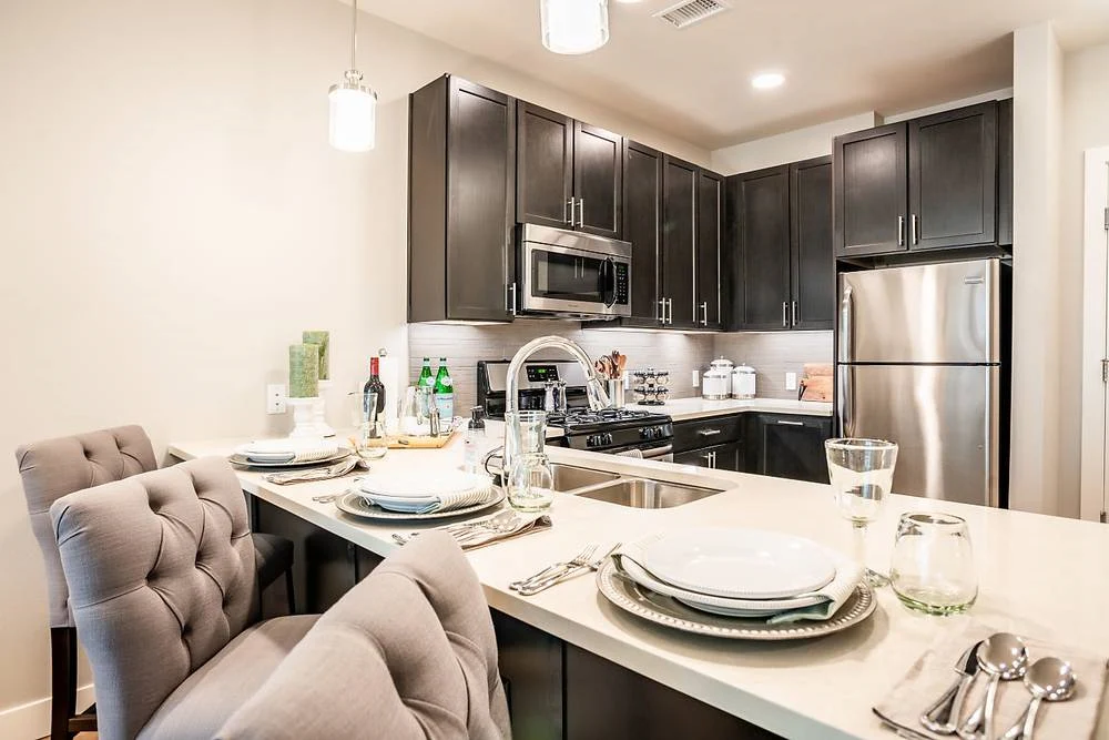 Image of Vita Littleton (4)