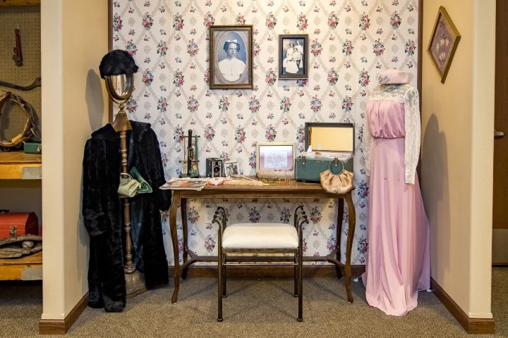 Image of Edgewood Pierre (5)