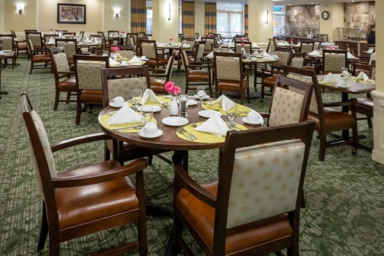 Image of Royal Oaks Manor-Bradbury Oaks (2)
