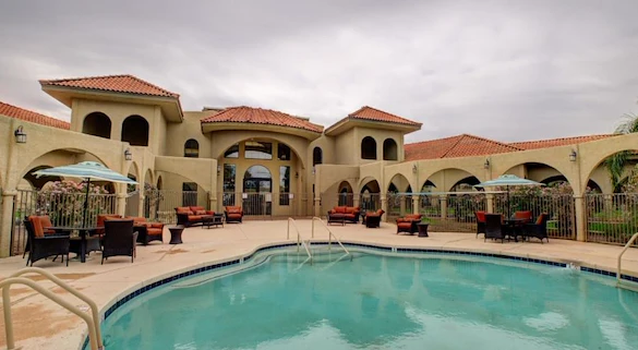 Image of The Garnet of Casa Grande (10)