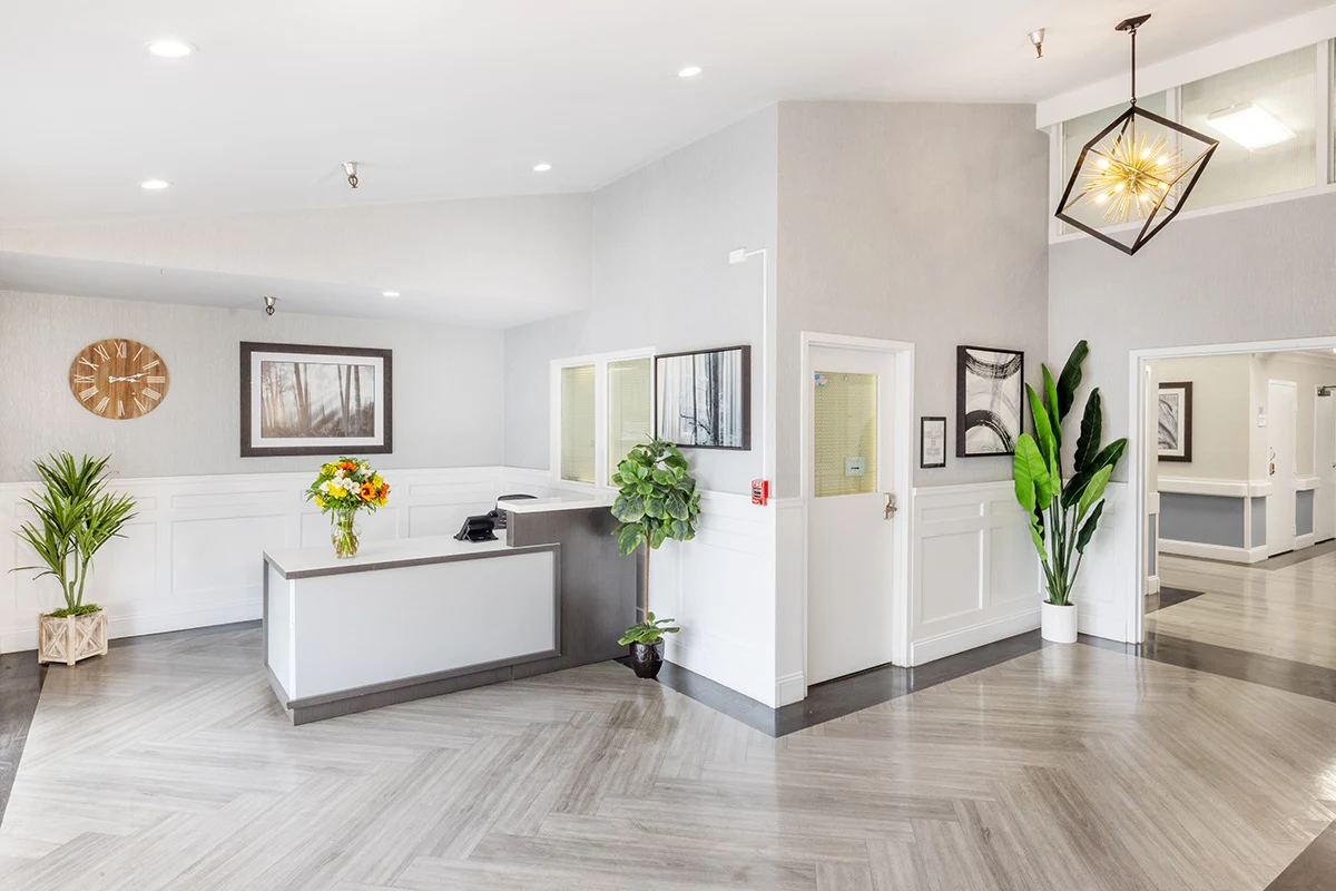 Image of San Joaquin Nursing Center (3)