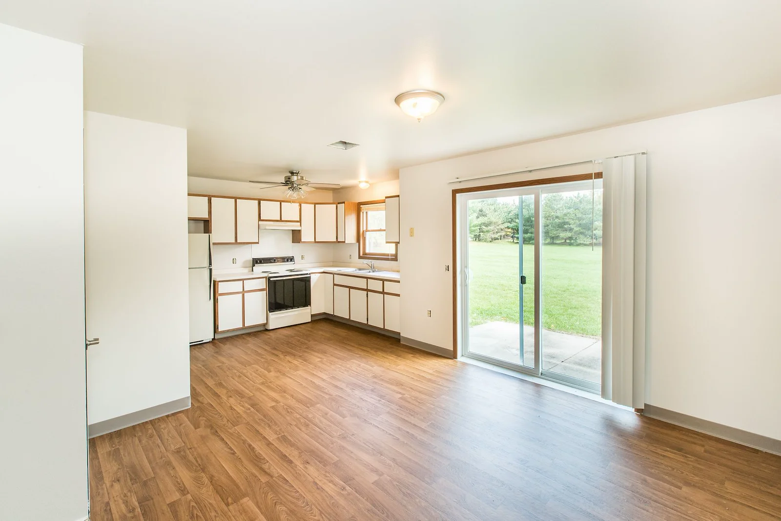 Image of Hickory Drive Apartments (3)