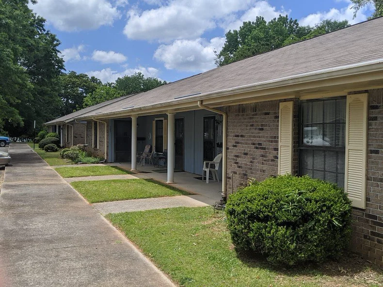 Image of Cornelia Garden (1)