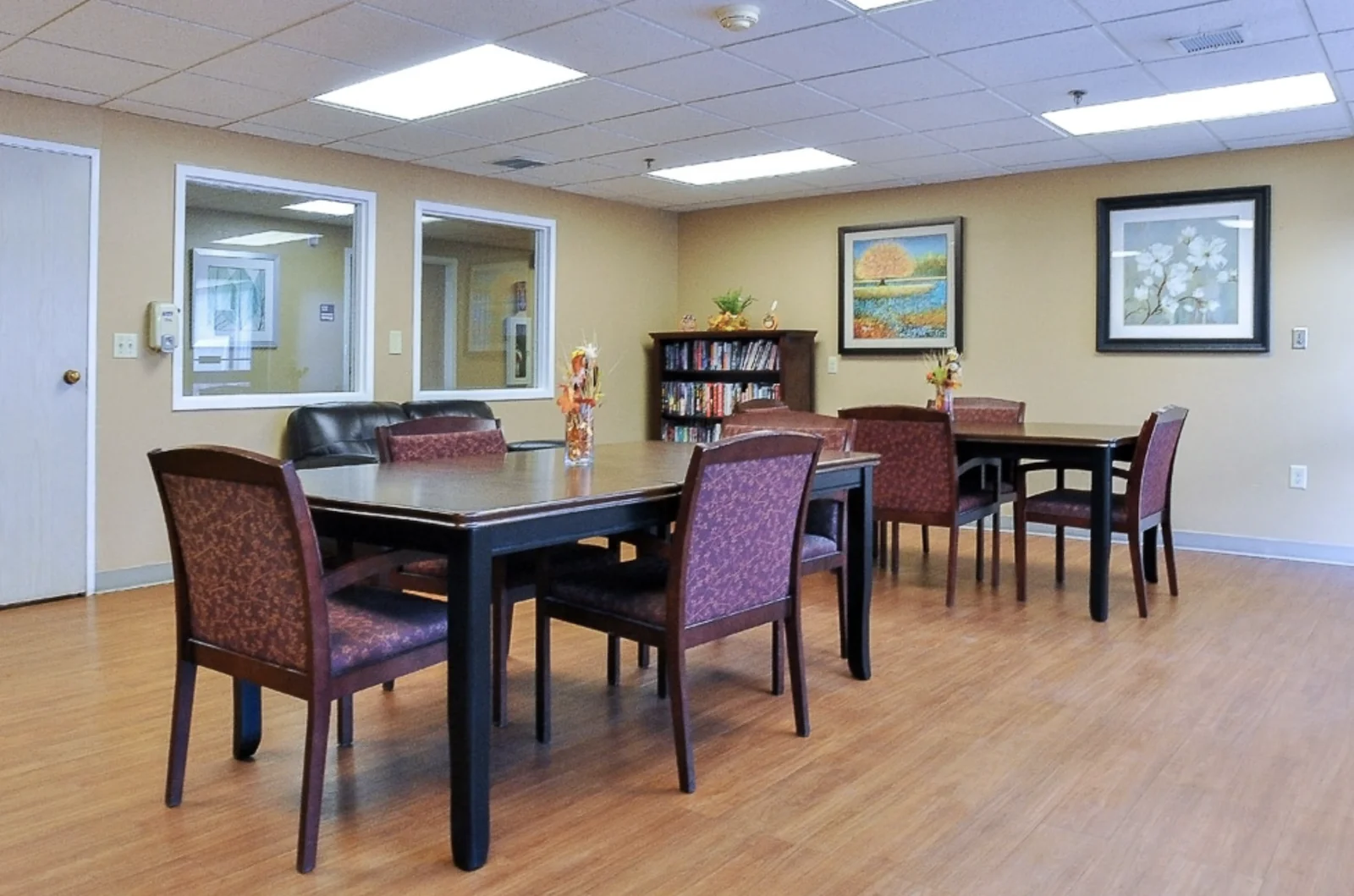 Image of Life Care Center Of Kennewick (9)
