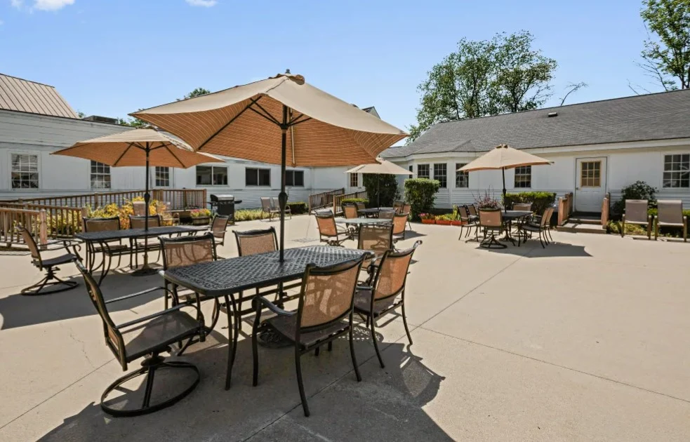 Image of Pine Rock Manor (4)