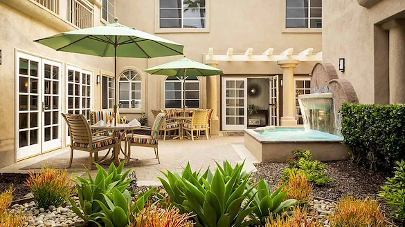 Image of Atria Newport Plaza (5)