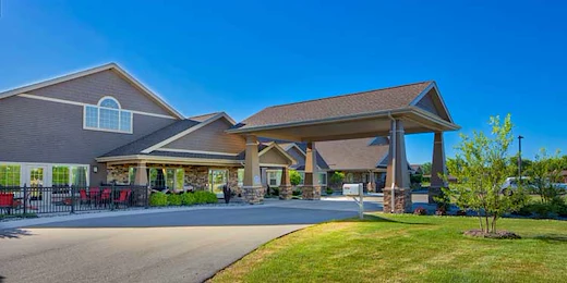 Charter Senior Living of Bay City exterior
