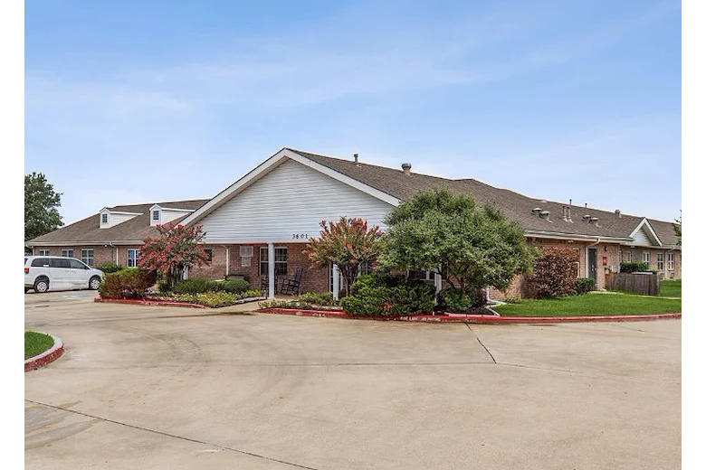 Image of Bluebonnet Court (1)