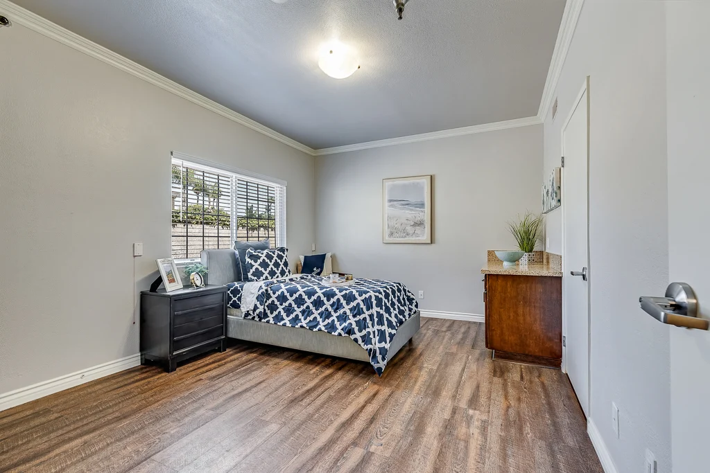 Image of Costa Mesa Senior Living (8)