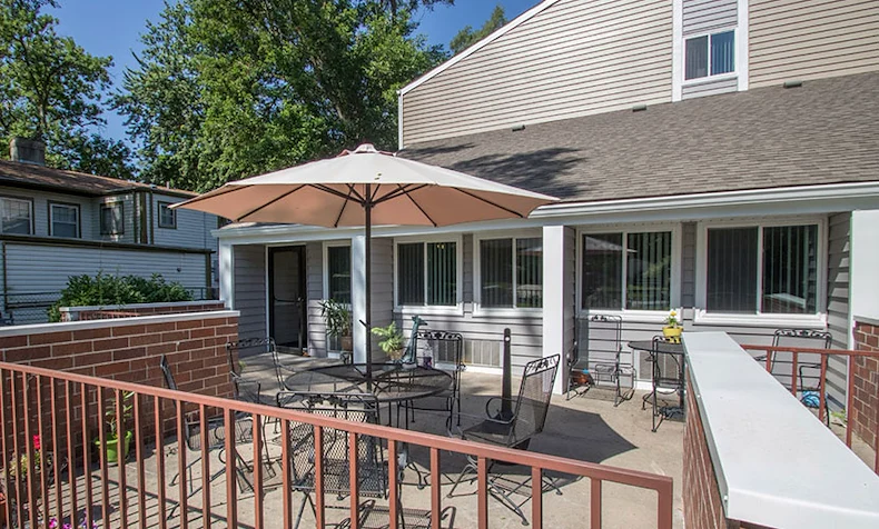 Image of Bellevue Place (3)