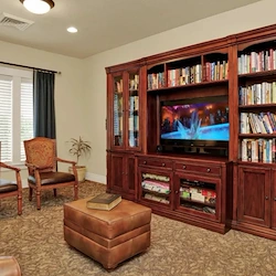 Image of Highland Glen (2)