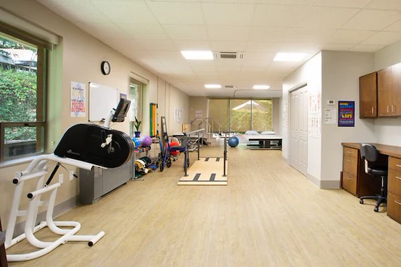 Image of South Roanoke Nursing And Rehabilitation (5)