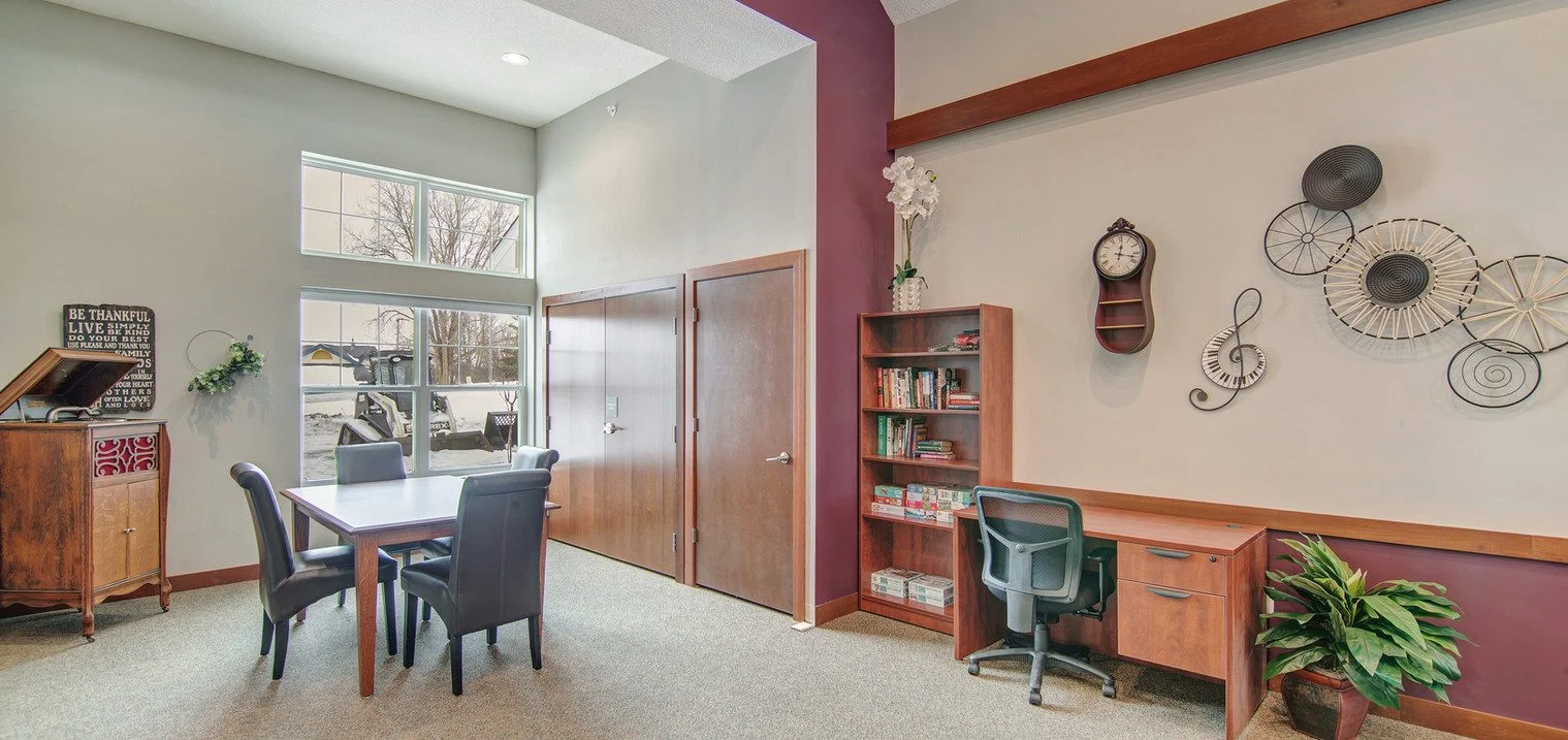 Image of Suite Living Senior Care of Burnsville (6)