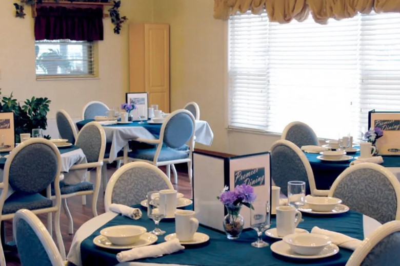 Image of Waters Of Columbia City Skilled Nursing Facility (7)