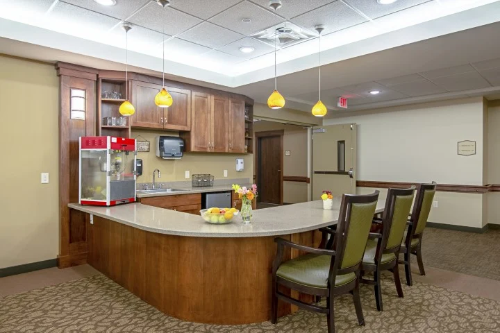 Image of Edgewood Jamestown Senior Living (6)