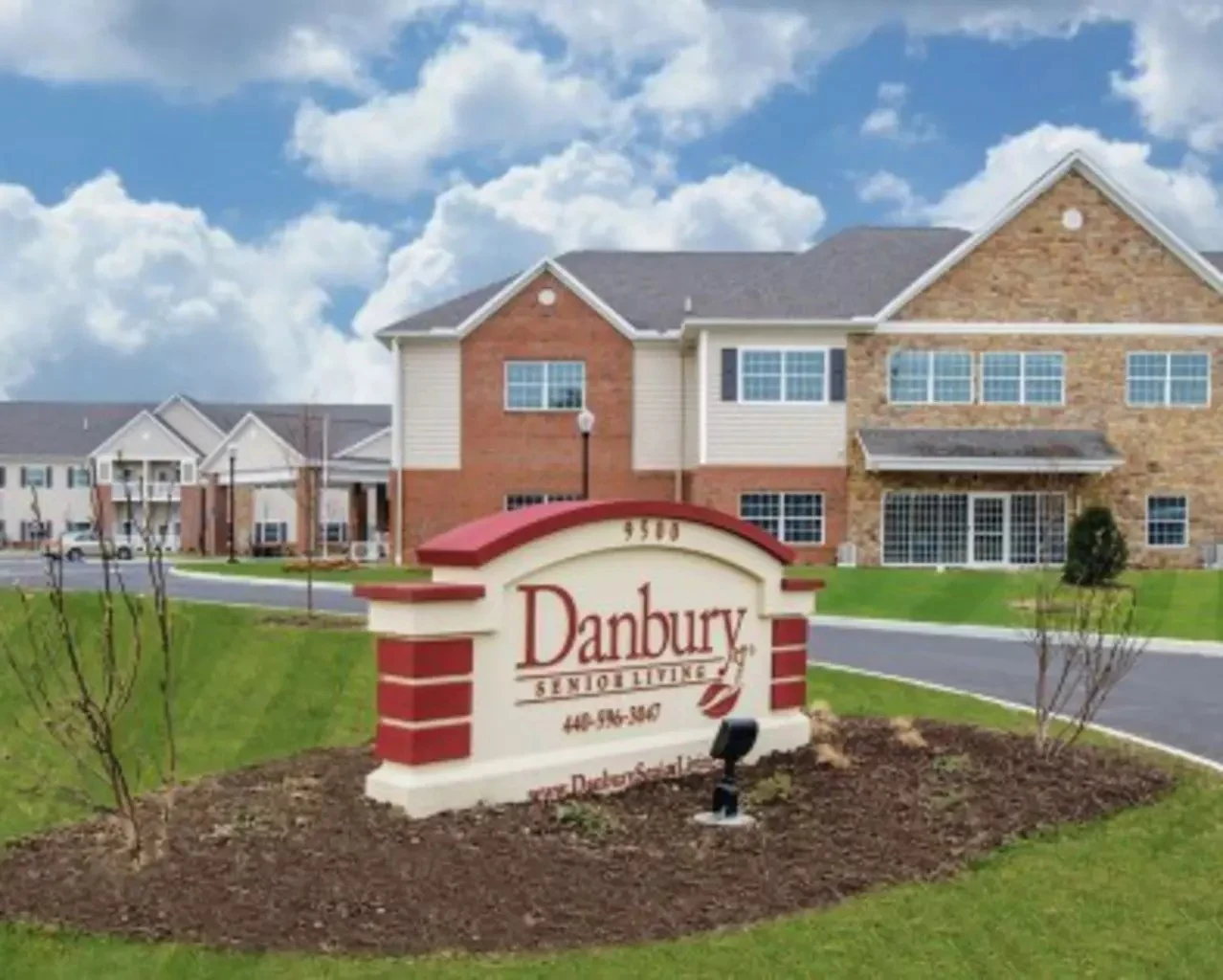 Image of Broadview Heights Danbury (1)
