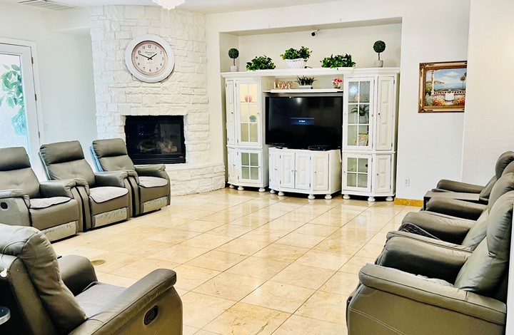 amber-hills-assisted-living--image-1