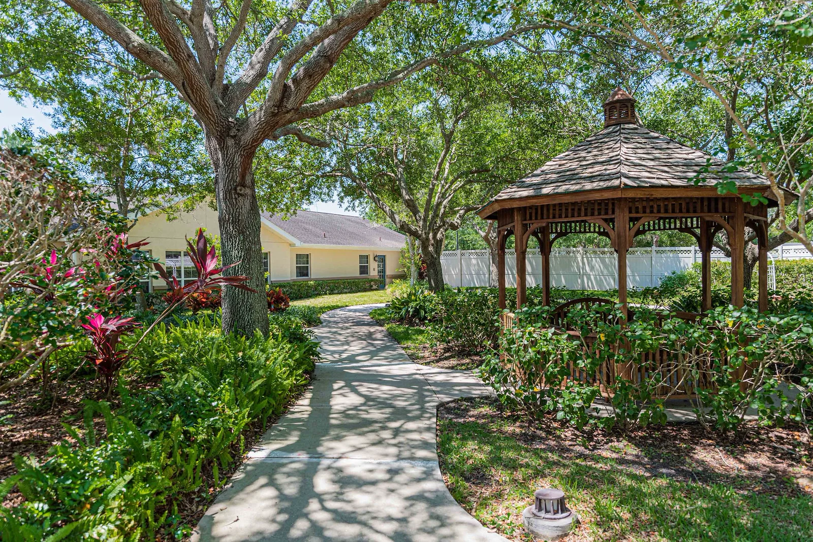 Image of Arden Courts of Largo (8)