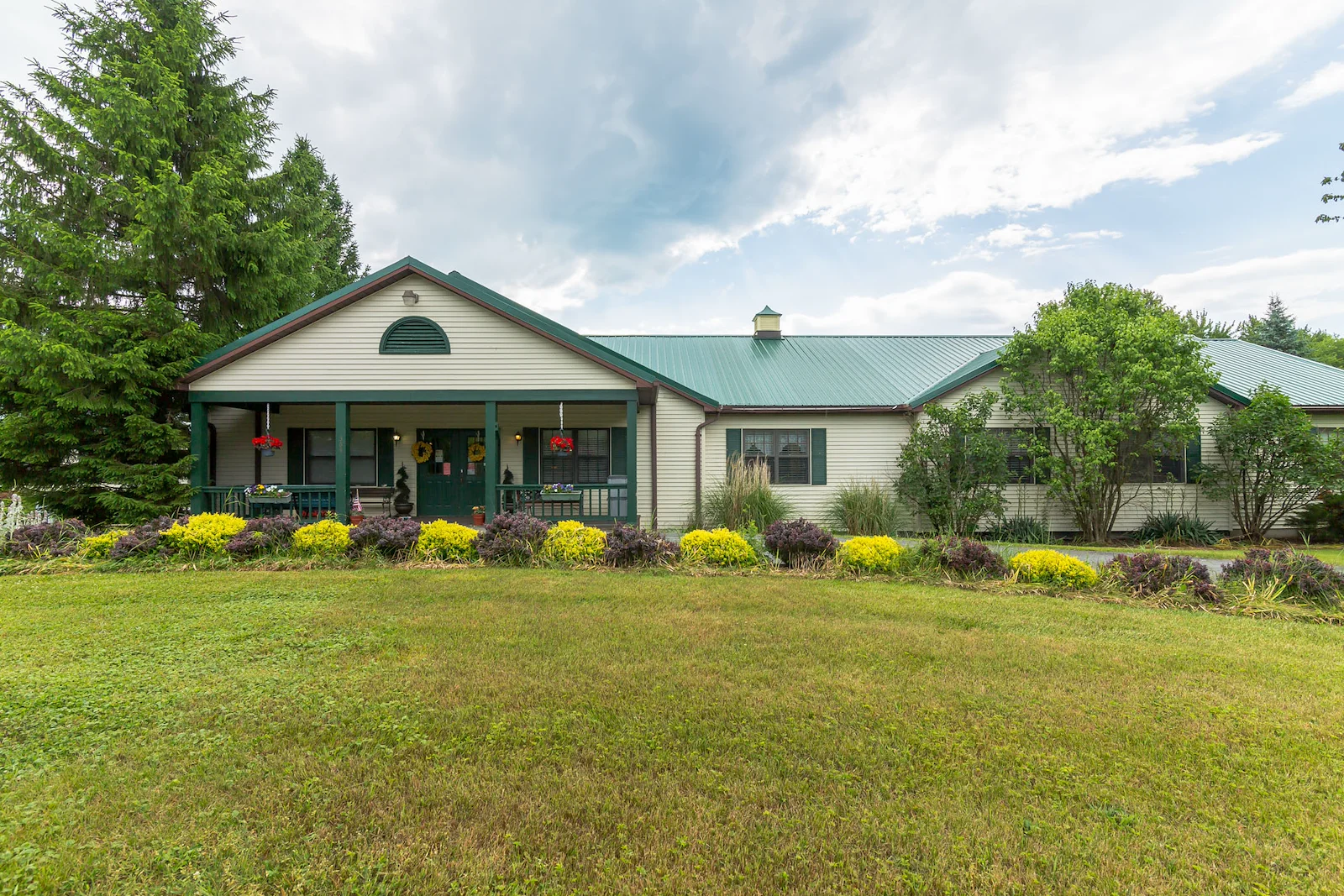 Image of Twin Cedars Senior Living (1)