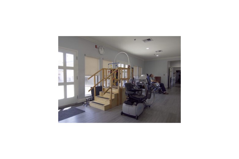 Image of Lindsay Gardens Nursing & Rehab (5)