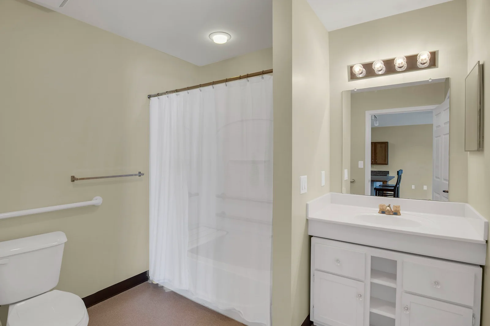 Image of Carriage Trails Senior Villas (9)