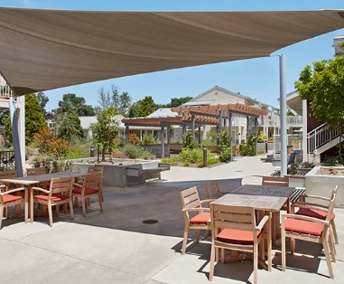 Image of Golden Oak Manor (6)