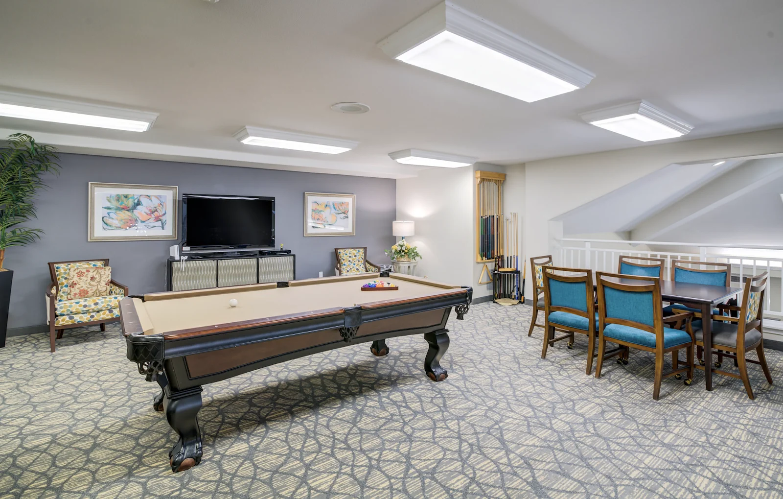 Steeplechase Gracious Retirement Living Hawthorn Senior Independent Living in Oxford, Florida game room