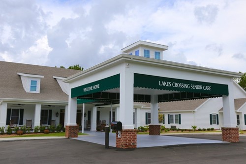 Image of Lakes Crossing Senior Care (1)
