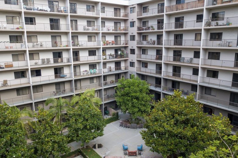 Image of Pasadena Highlands (2)