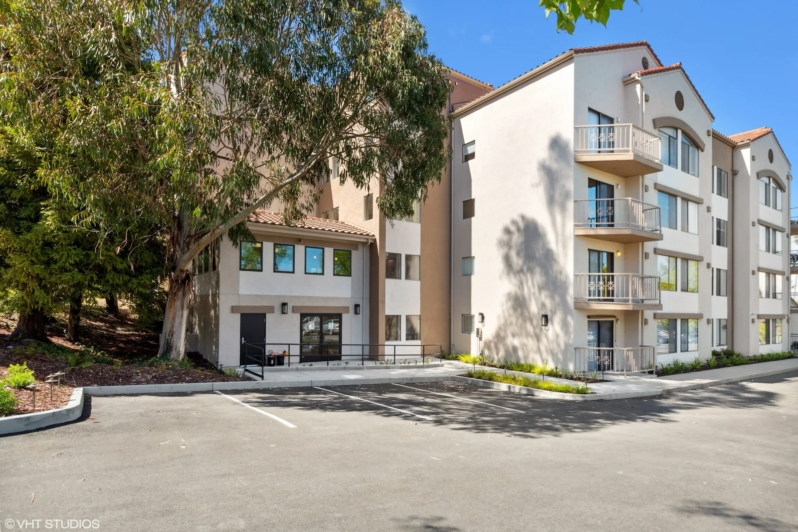 Image of Cadence Millbrae (10)