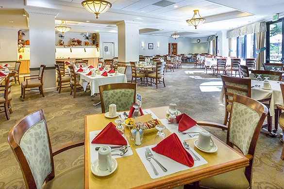 Image of Brookdale Redwood City (4)