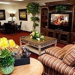Ashwood Meadows Independent Living Hawthorn Senior Living in Johns Creek, Georgia living room